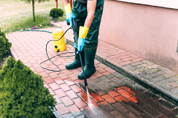 Best Garage Pressure Washing  in Walnut Creek, OH